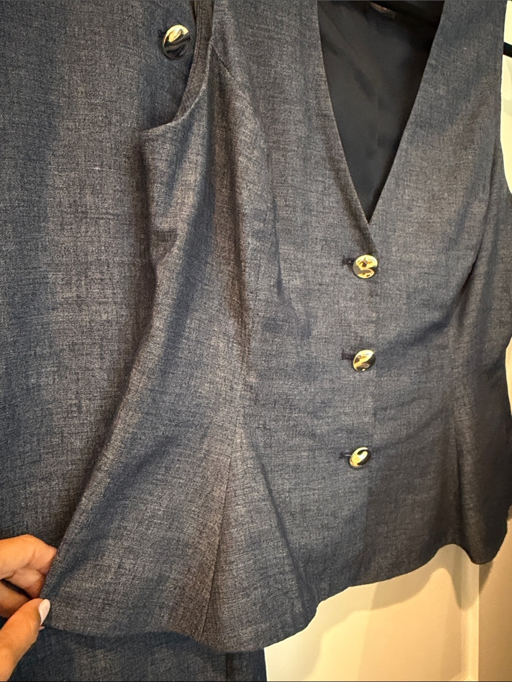 Zara Blue Tailored High-Waist Jean Shorts with Matching Vest - Picture 9 of 14
